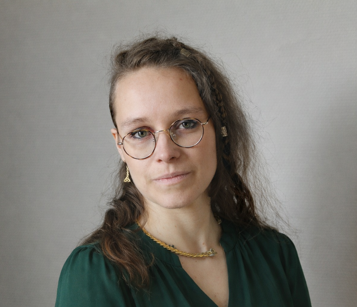 Hanne Op de Beeck Van Dyck e1779803703737 coach intensieve zorgbemiddeling Hanne