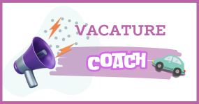 megafoon met tekst vacature coach en een autootje